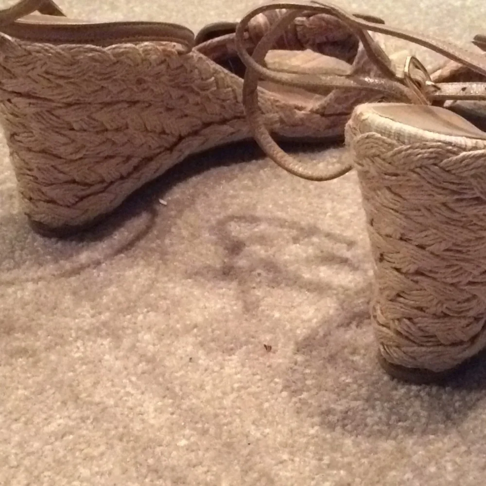 Stuart Weitzman Floral fabric wedge espadrilles Summer shoes, 8.5
